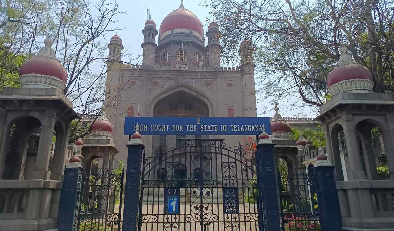 ముందస్తు బెయిల్‌ కోసం హైకోర్టుకు పవన్‌ఖేరా