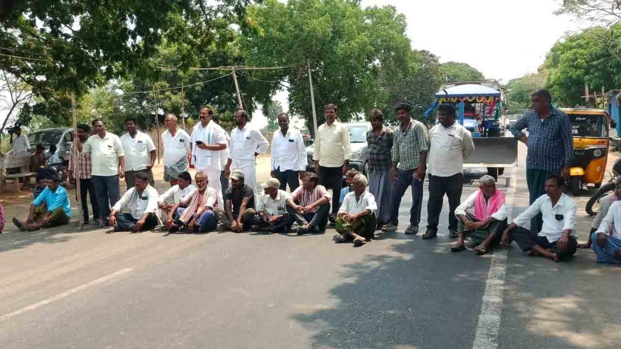 ధాన్యం, మక్కల కొనుగోళ్లు చేపట్టండి..