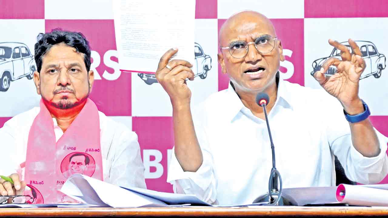 గురుకుల టెండర్లలో 2 వేల కోట్ల స్కామ్‌