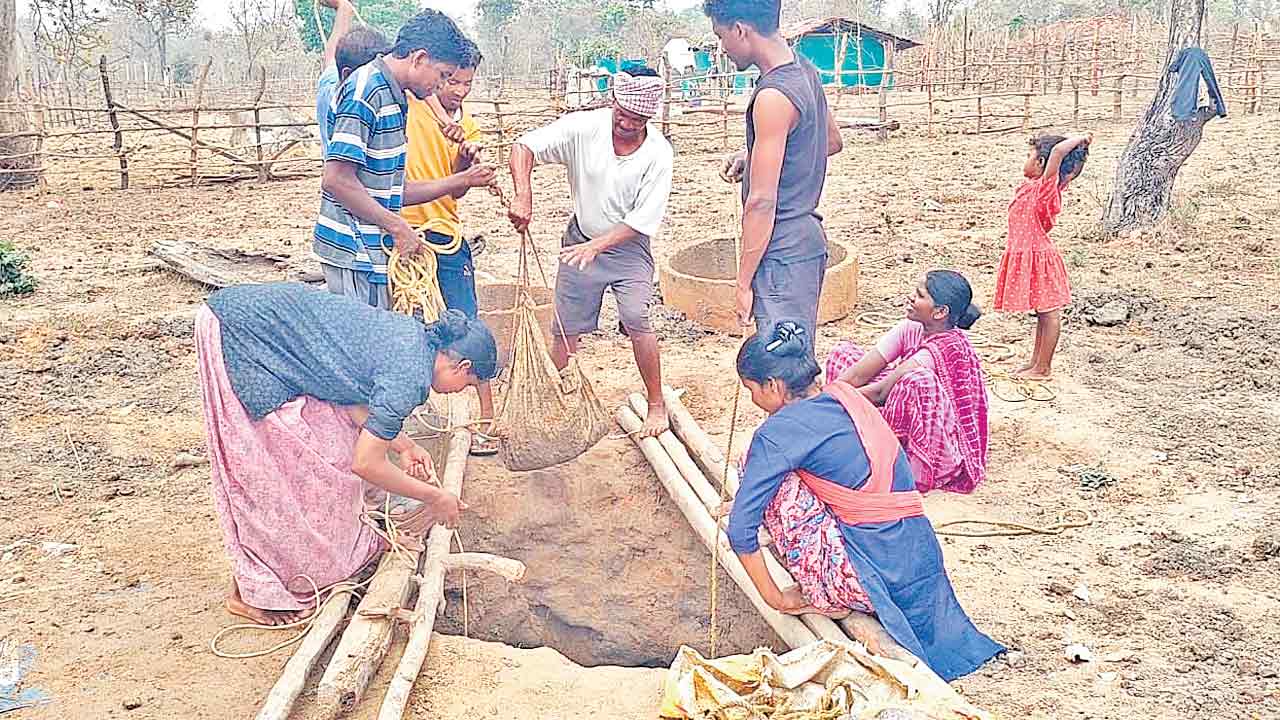 సాగునీటి కోసం భగీరథ యత్నం
