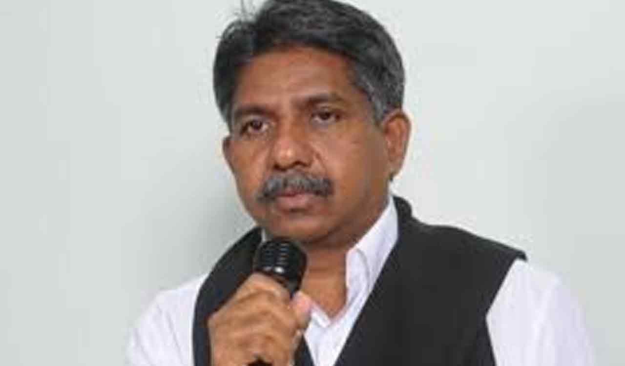 హైడ్రా పనితీరుపై సీఎం సమీక్షించాలి: మందకృష్ణ