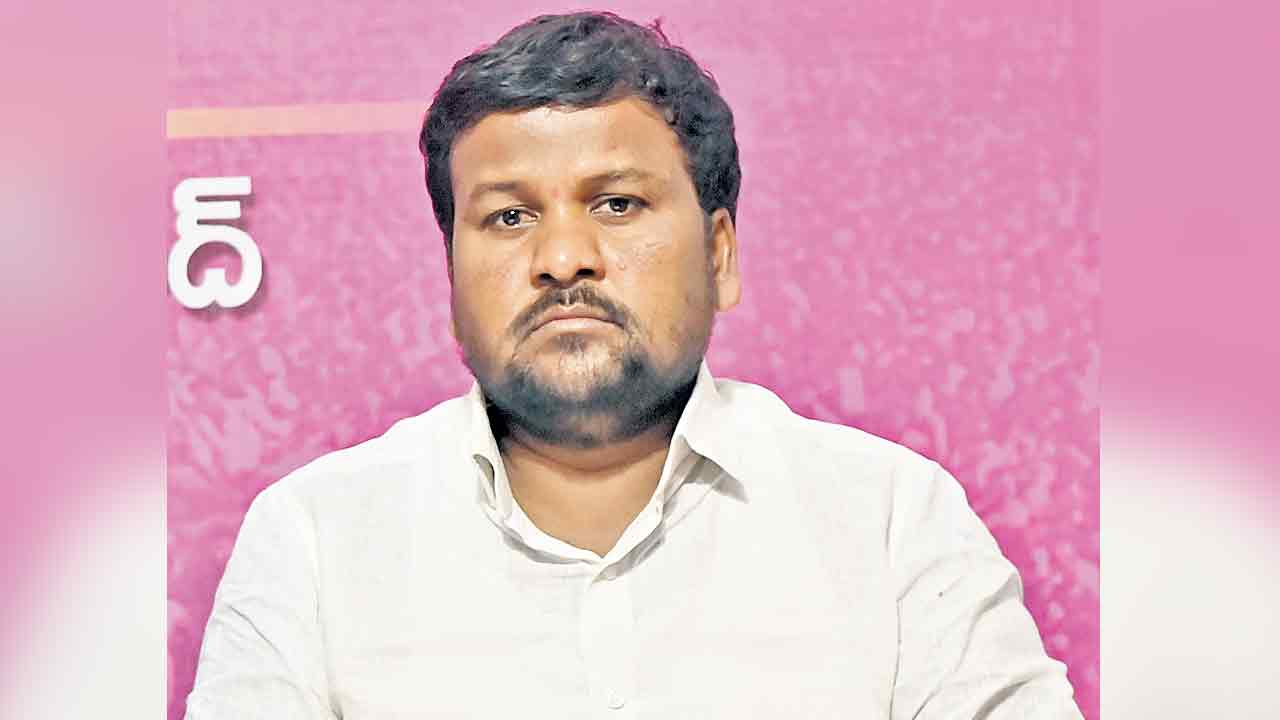 అంబేద్కర్‌ జయంతి నాడు రాజకీయాలా?