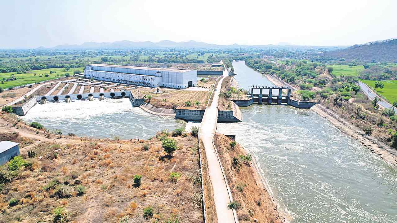 ఇదిగిదిగో కేసీఆర్‌ విజన్‌