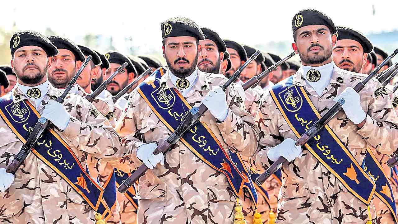 Iran | ఐఆర్‌జీసీ గుప్పిట్లోకి ఇరాన్‌ పాలన?! ఉదారవాదులు పక్కకు.. పిడివాదులు తెరపైకి