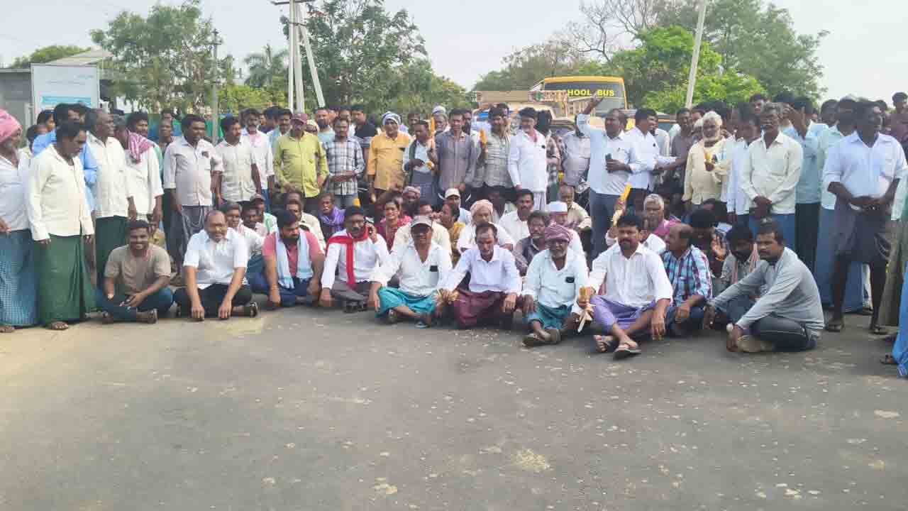 మక్కల కొనుగోళ్లు చేపట్టండి..