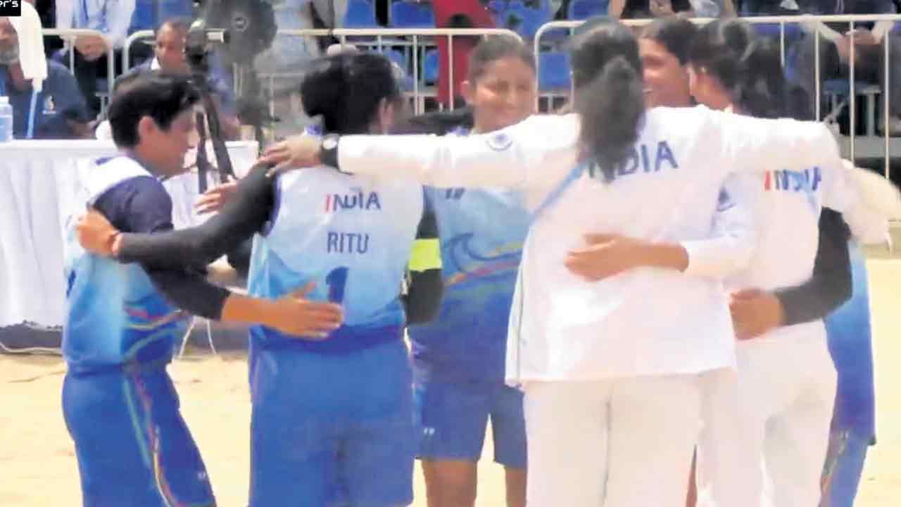 భారత్‌ పతక బోణీ