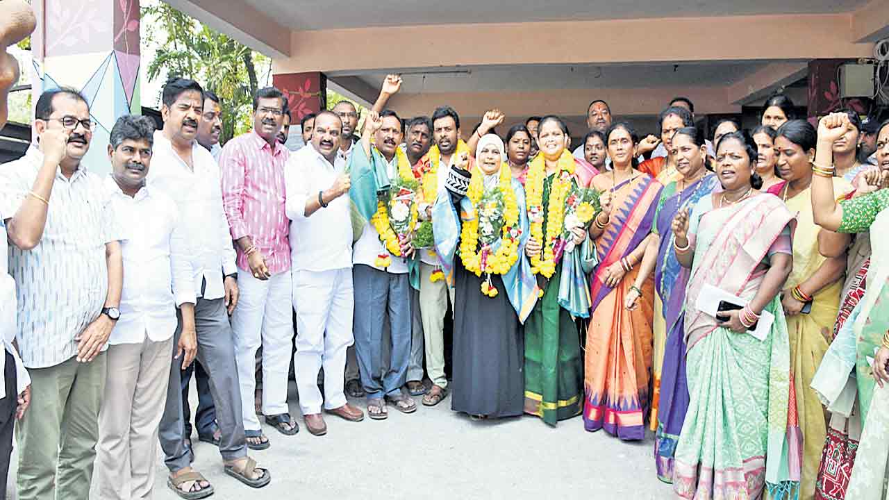 విధేయతకే పట్టం