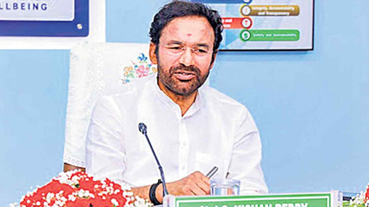 పెట్రోల్‌, డీజిల్‌ కొరత లేదు