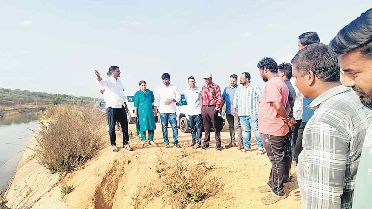 కేసీఆర్‌ కృషితో పంటలకు జీవం