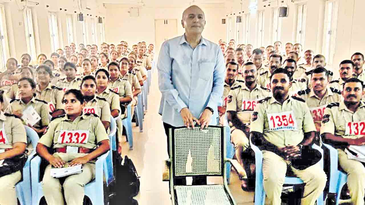 డ్రగ్స్‌ కేసుల్లో శిక్ష పడేలా దర్యాప్తు జరపాలి