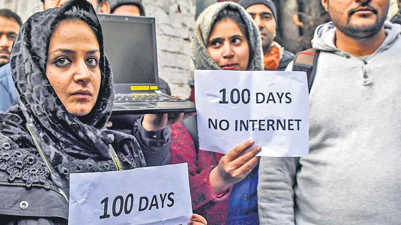 Internet Shutdowns | భారత్‌లోనే అత్యధికంగా ఇంటర్నెట్‌ షట్‌డౌన్‌లు!