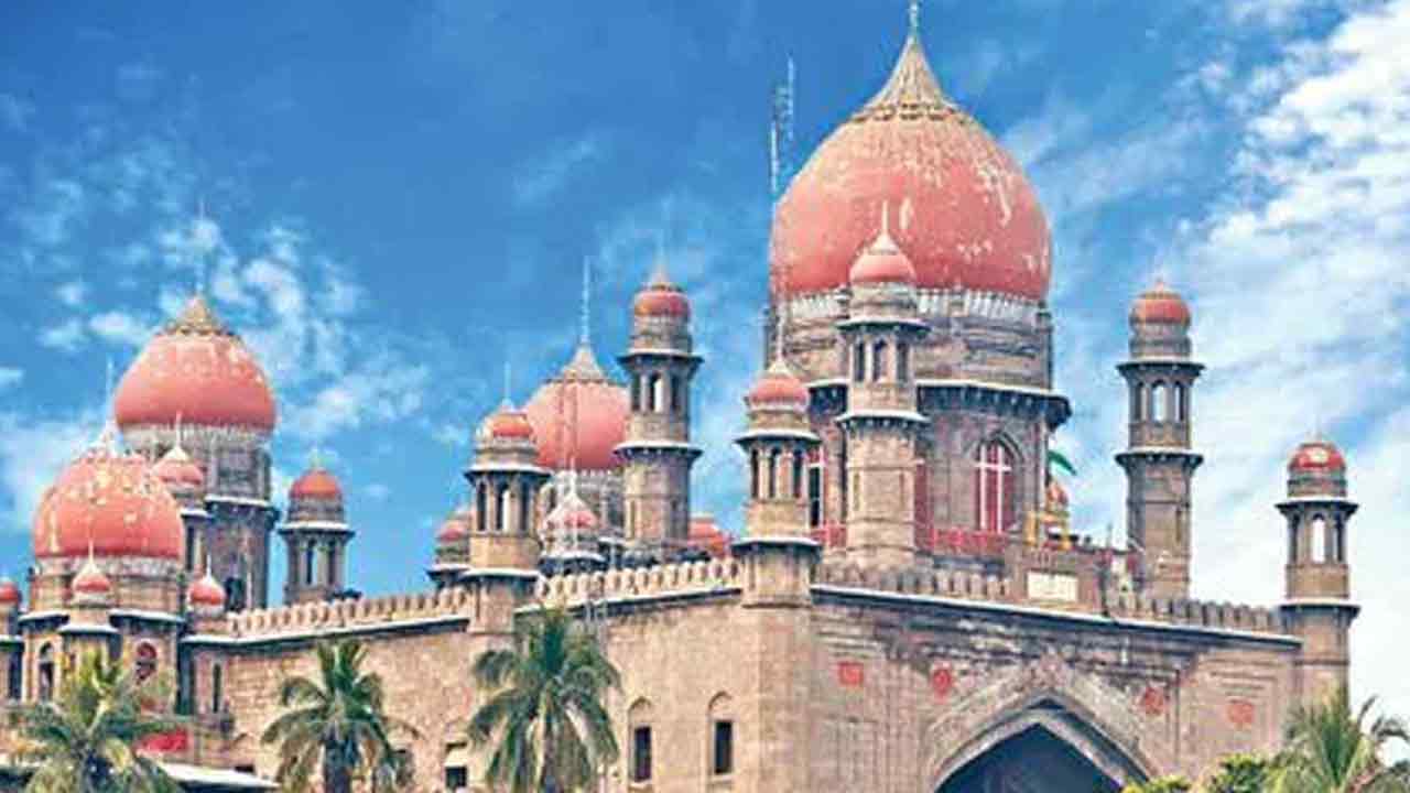 కేసీఆర్‌, కేటీఆర్‌, హరీశ్‌రావుపై కేసుల కొట్టివేత