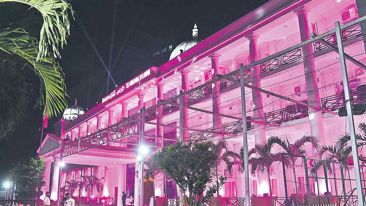 BRS Formation Day | రజతోత్సవం దిగ్విజయం..నేడే గులాబీ ఆవిర్భావ పండుగ