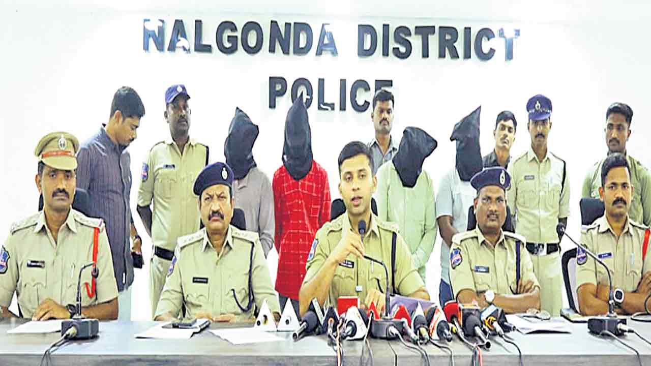 దేవరకొండ ఎస్‌బీఐలో భారీ మోసం