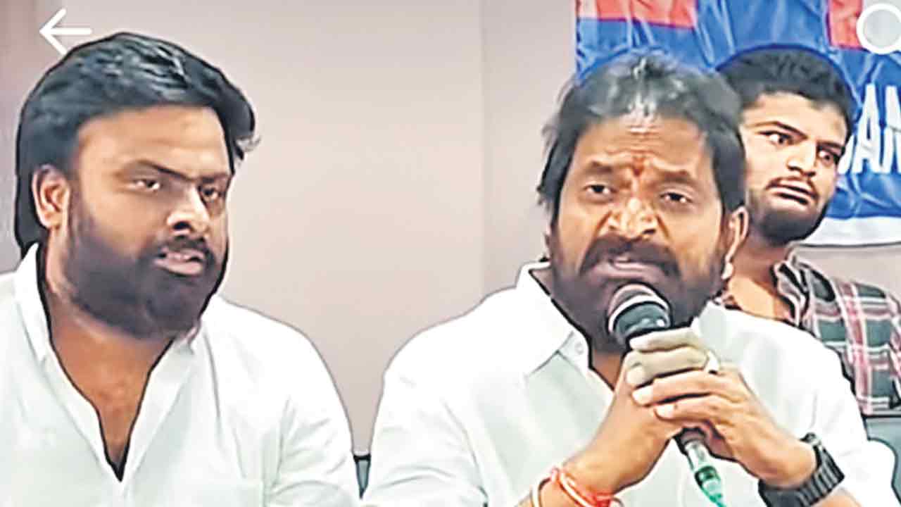 సీఎం రేవంత్‌ రెడ్డి ధోరణితో లక్షలాది మంది విద్యకు దూరం