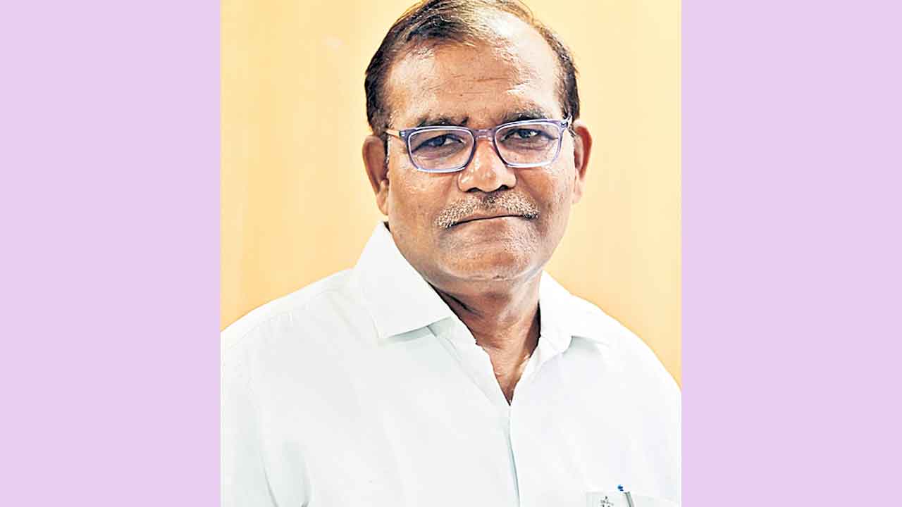 సహకార సంఘాల నిర్వీర్యం తగదు