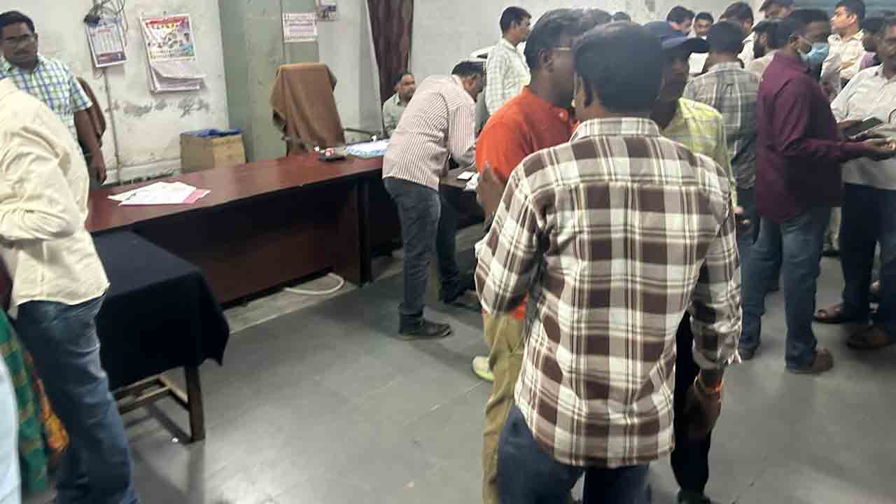 ACB Raids | ఏసీబీ దాడులు.. సబ్ రిజిస్ట్రార్ ఆఫీస్‌లో ఆకస్మిక తనిఖీలు