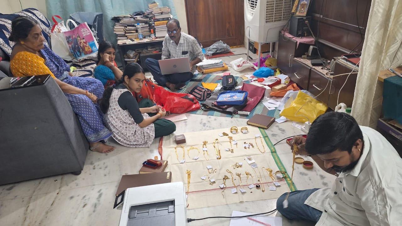 ACB Raids | సబ్‌ రిజిస్ట్రార్‌ కార్యాలయంలో ఏసీబీ ఆకస్మిక తనిఖీలు.. ఇద్దరు సబ్‌ రిజిస్ట్రర్ల వద్ద నగదు,డాక్యుమెంట్లు స్వాధీనం