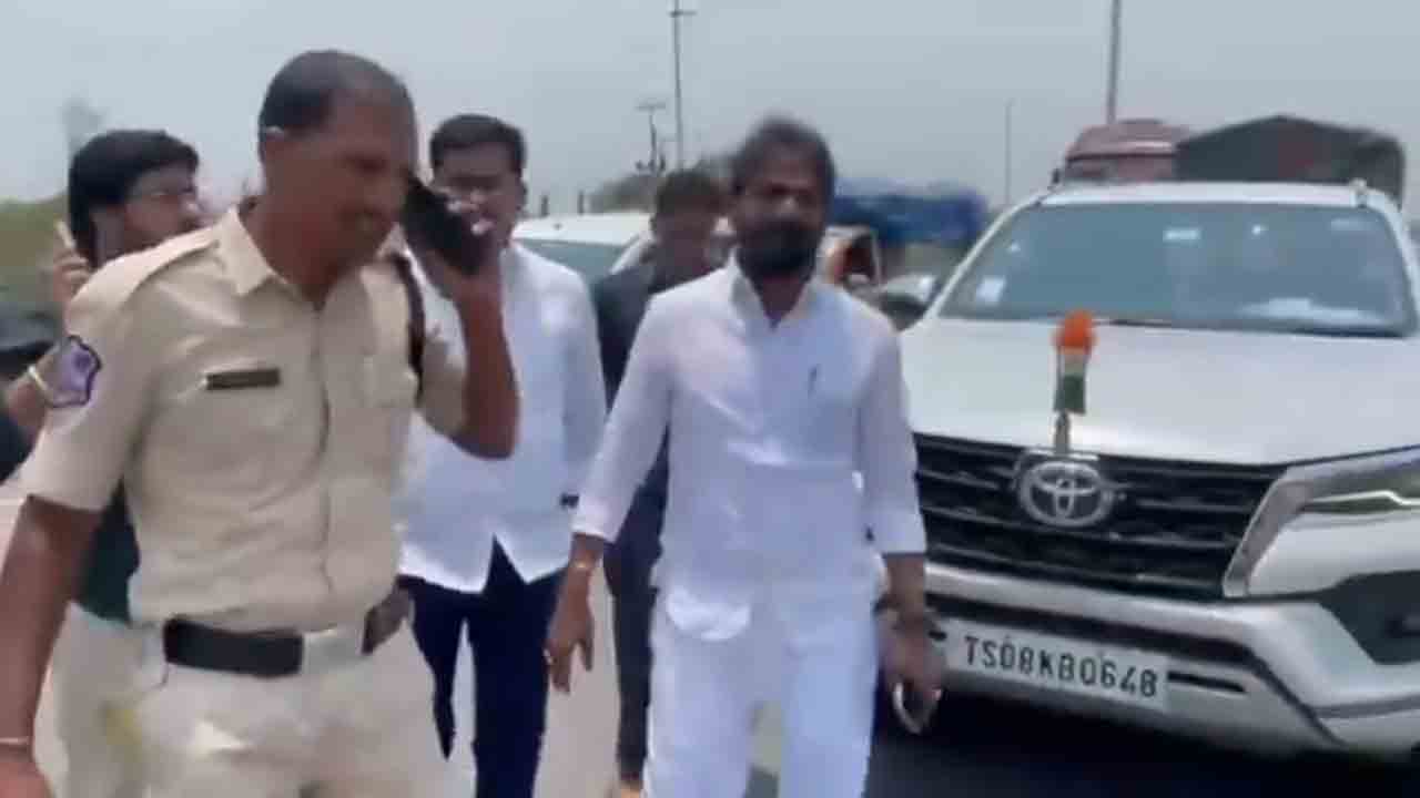 Station Ghanpur | మాజీ మంత్రి శ్రీనివాస్ గౌడ్‌ను అరెస్ట్‌ చేసిన స్టేషన్‌ ఘన్‌పూర్ పోలీసులు