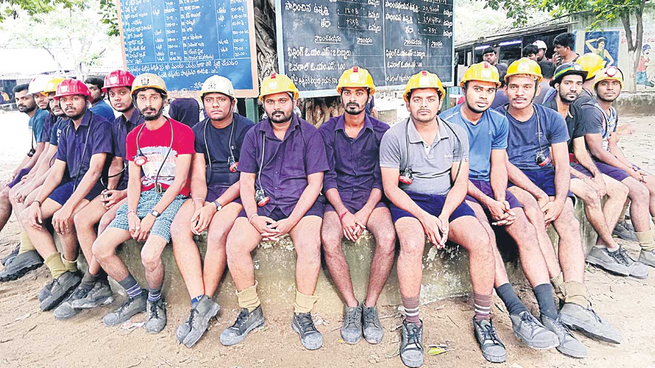 సంక్షోభం నుంచి గట్టెక్కేనా..!