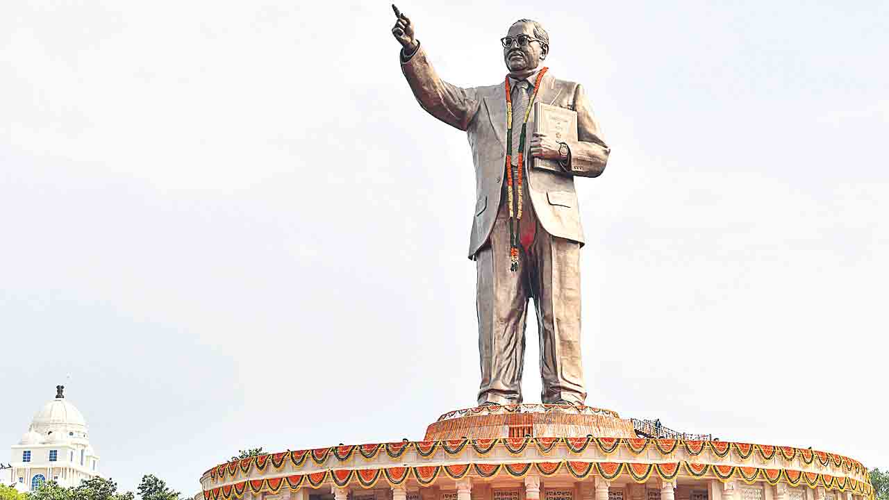 సవరణ గానం.. మరణ శాసనం!