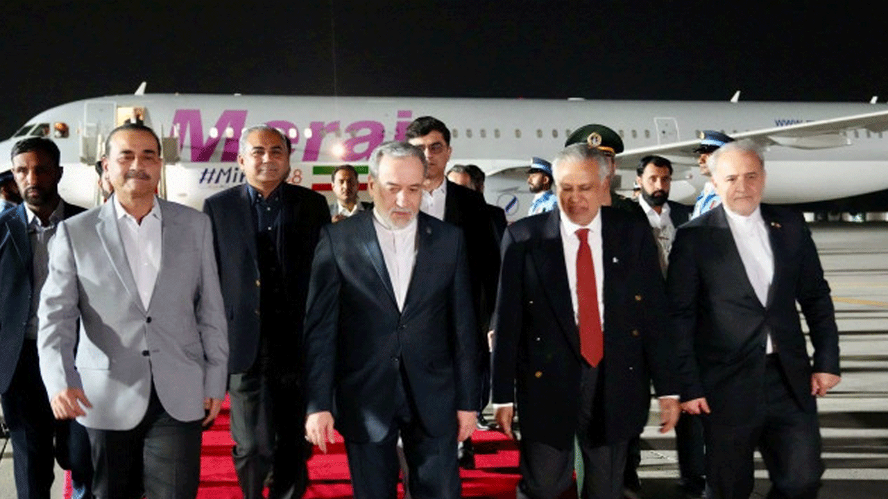 Abbas Aragchi | పాకిస్థాన్‌ ఆర్మీ చీఫ్‌తో ఇరాన్‌ విదేశాంగ మంత్రి భేటీ..!