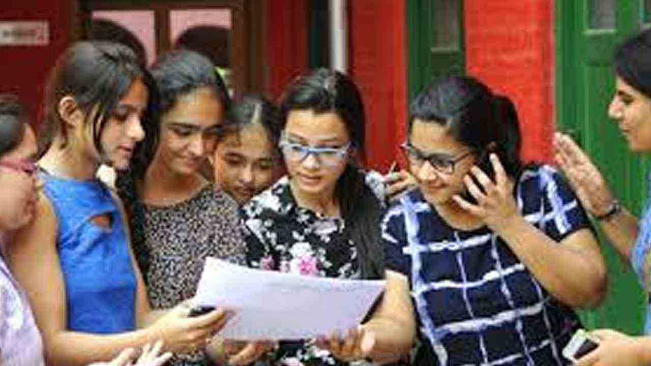 BC Gurukuls | బీసీ గురుకులాల్లో జూనియర్ ఇంటర్మీడియట్ అడ్మిషన్లకు నోటిఫికేషన్ విడుదల