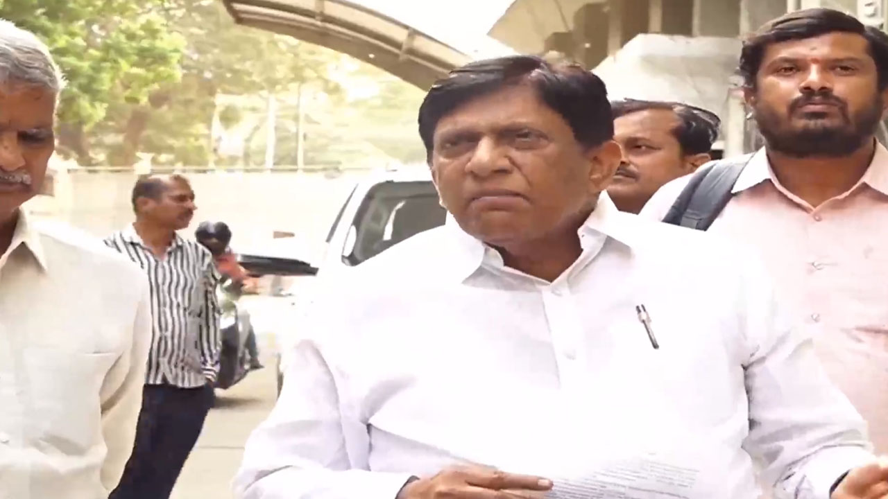 BRS Leaders | ఓటర్ల జాబితా సవరణను పకడ్బందీగా చేపట్టాలని సీఈవోకు బీఆర్‌ఎస్‌ నాయకుల వినతి