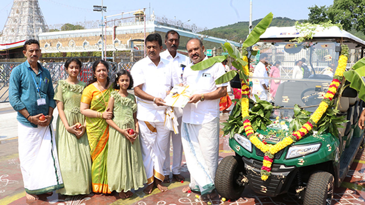 TTD | టీటీడీకి బ్యాటరీ బగ్గీ విరాళం