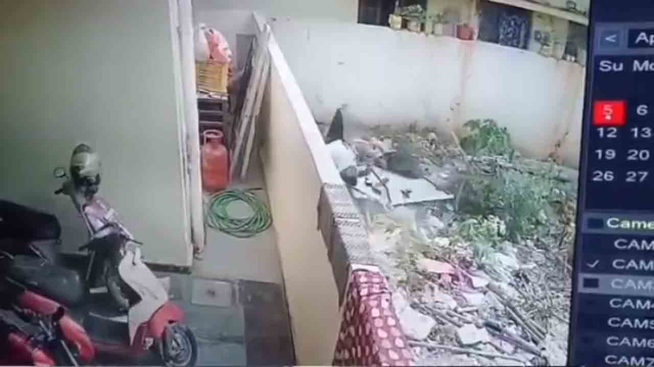 Boy | రీల్స్‌తో ప్రాణాల మీదికి తెచ్చుకున్న బాలుడు.. వీడియో