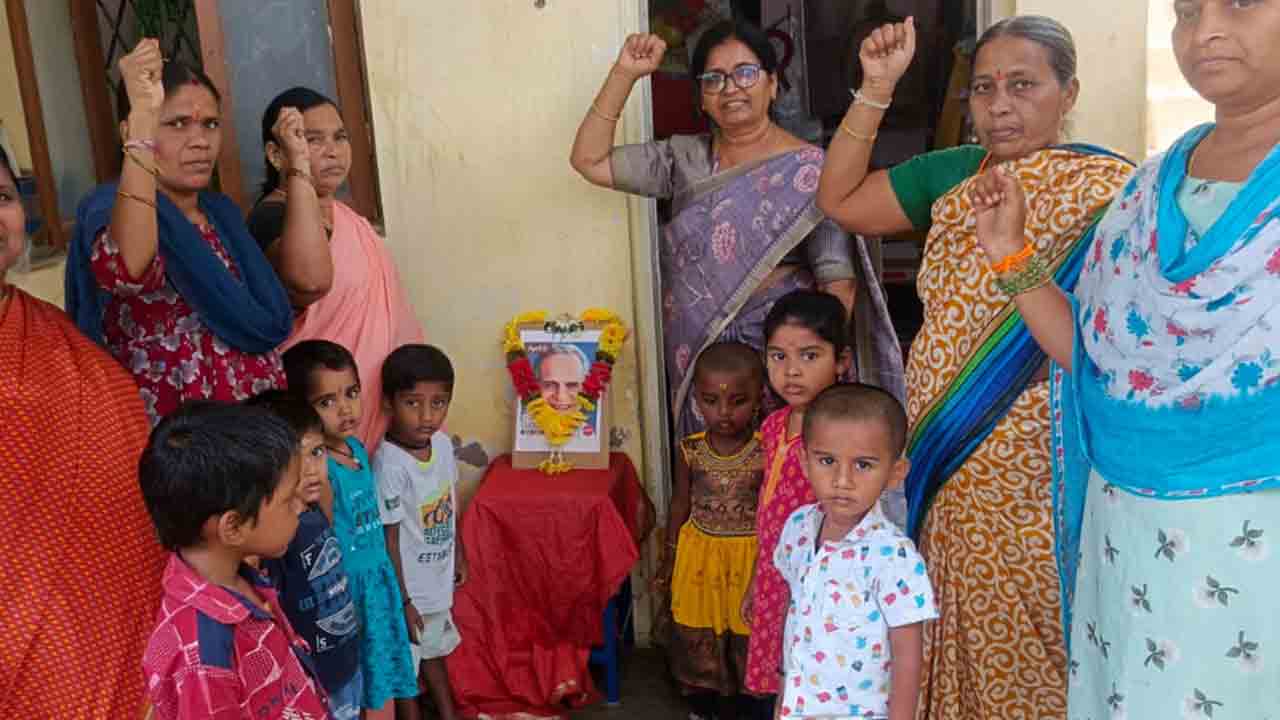 CITU | కార్మికుల హక్కుల కోసం పోరాడుతాం : శోభరాణి