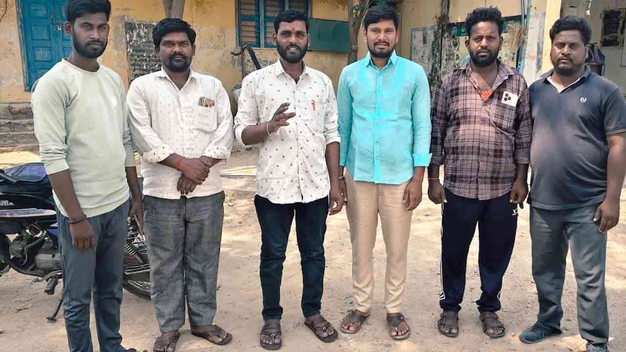 పెండింగ్ వేతనాలు వెంటనే చెల్లించాలి.. సీఐటీయూ డిమాండ్