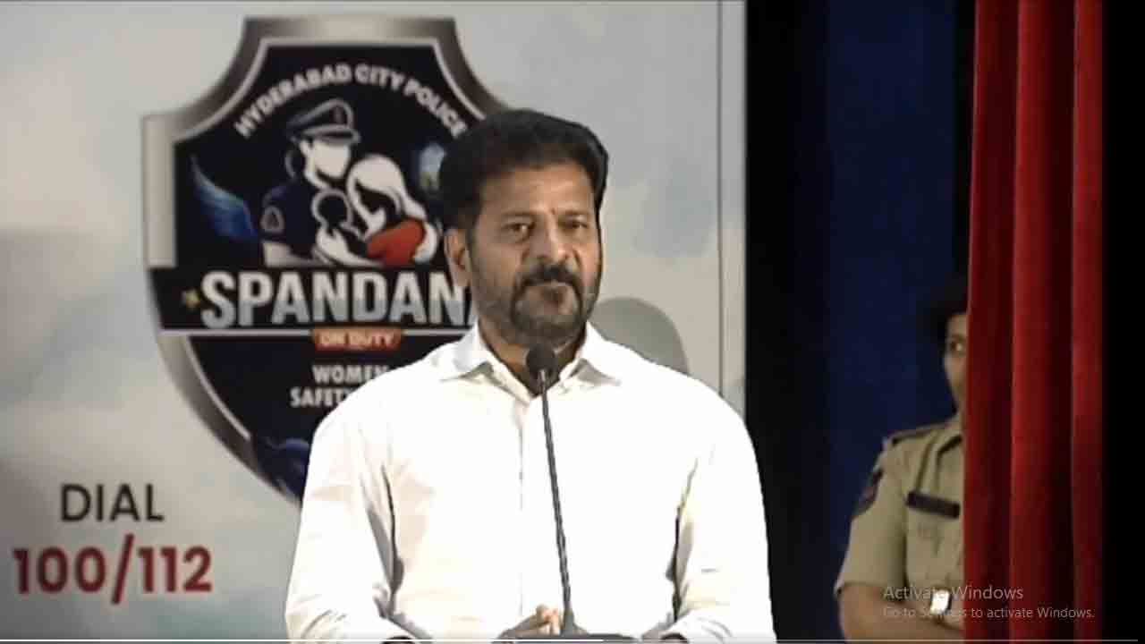 CM Revanth Reddy | చ‌దువుకున్న డాక్ట‌ర్లు, ఇంజినీర్లు డ్ర‌గ్స్ పెడ్లింగ్ చేస్తున్నారు : సీఎం రేవంత్ రెడ్డి