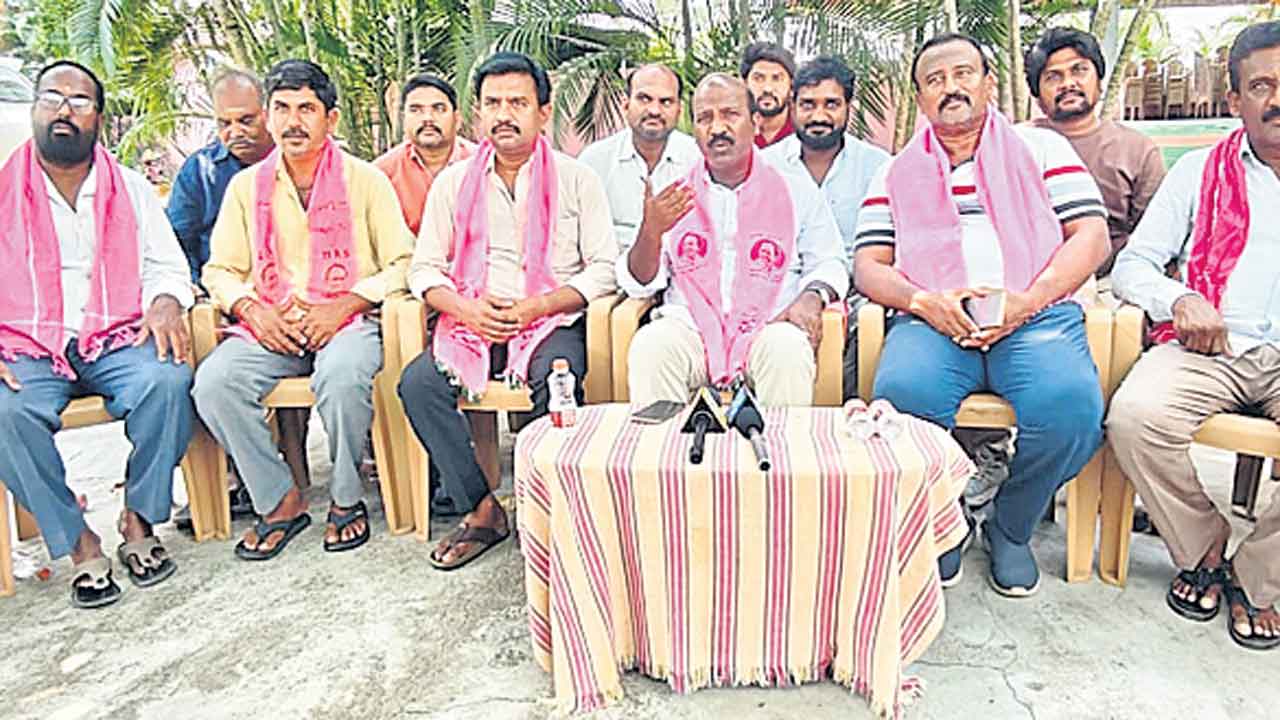 పిలిచి అవమానించుడు ఎందుకు!