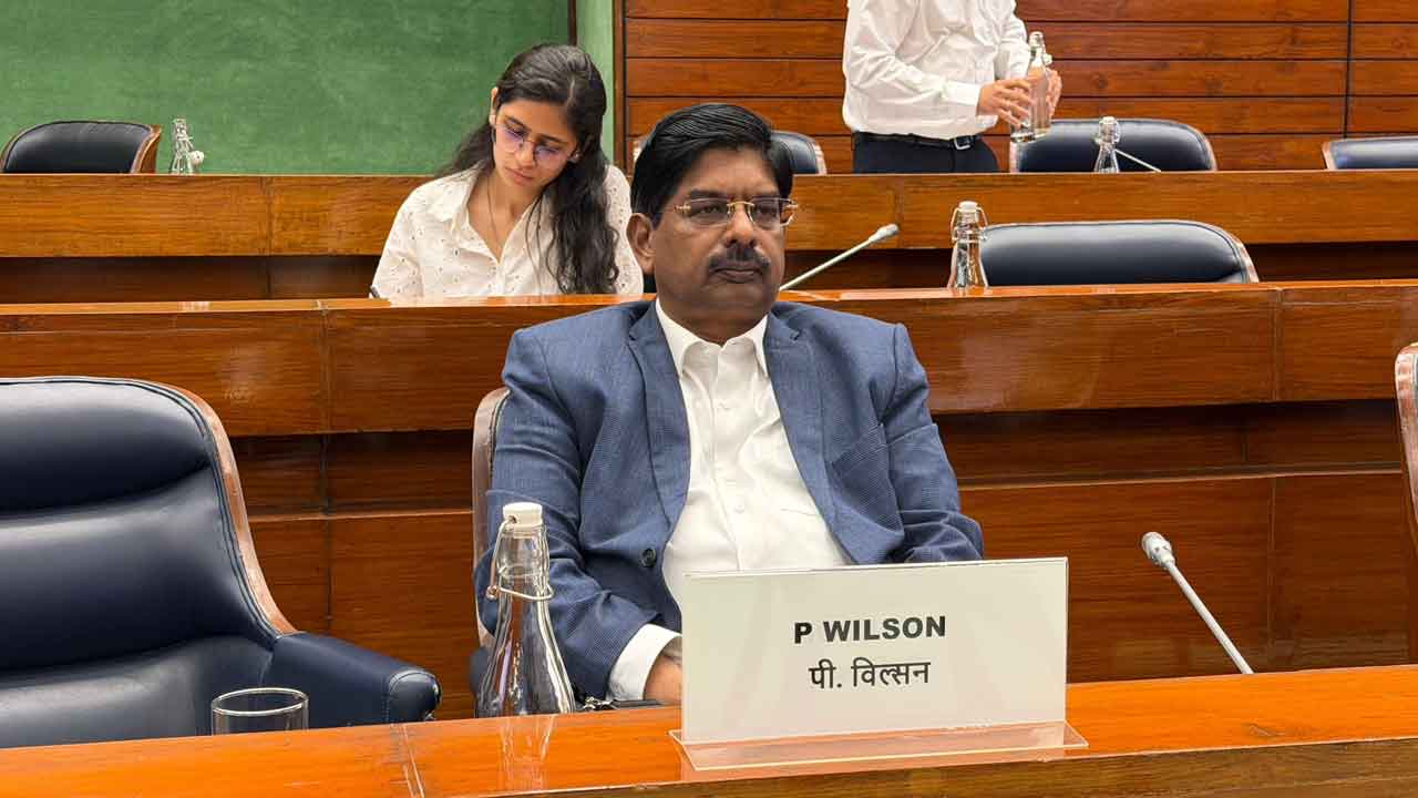 ప్రస్తుత సంఖ్యతోనే మహిళా రిజర్వేషన్లు