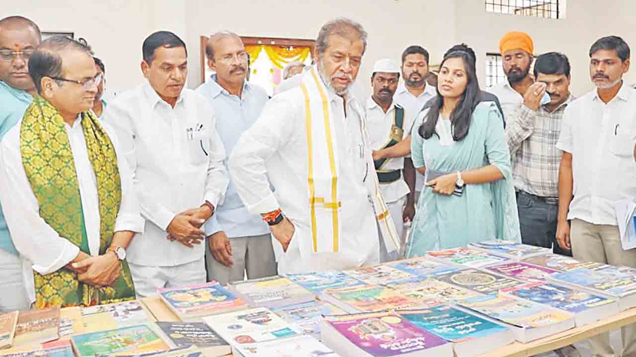 ఎడ్యుకేషన్‌ హబ్‌గా అందోల్‌