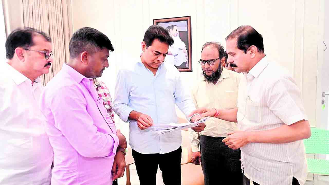 గాలా క్రూ డిపోను మూసేయించాలి