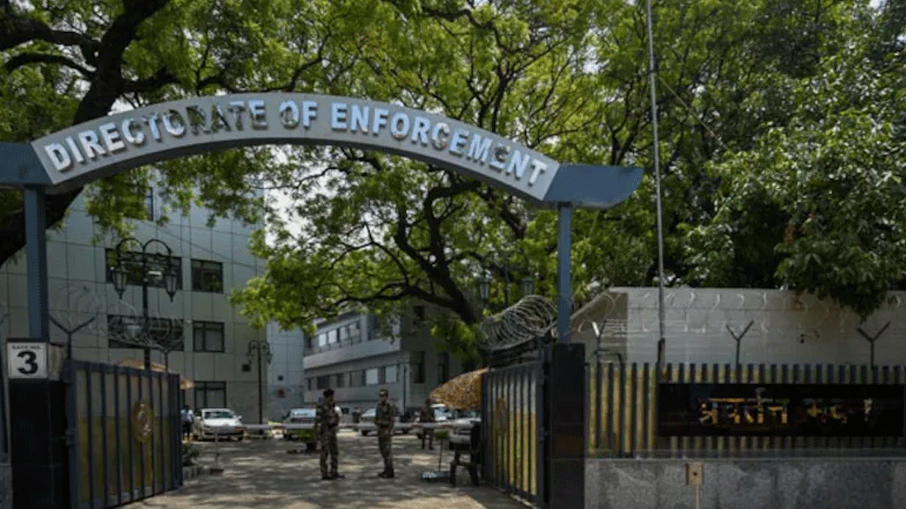 Raids | మనీలాండరింగ్‌ కేసు.. కోల్‌కతా డీసీపీ ఇంటిపై ఈడీ దాడులు