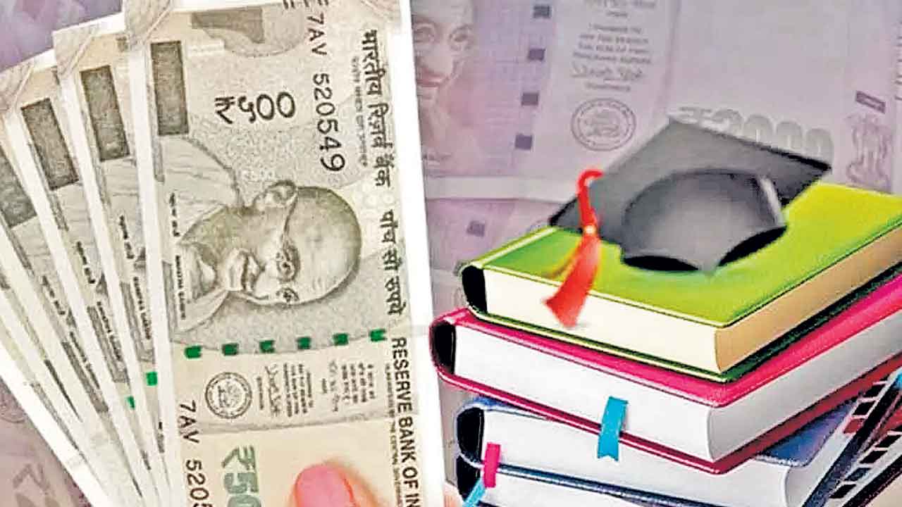 ‘ఫీజు’ కమీషన్‌ 30%