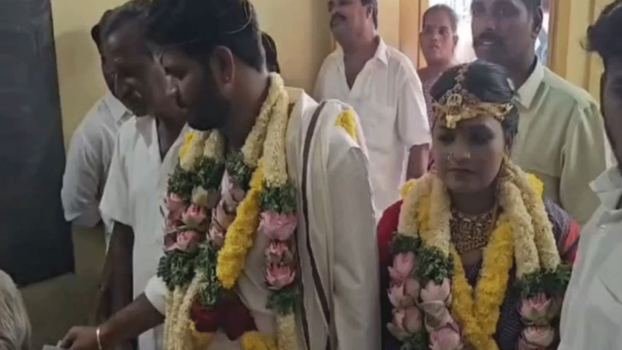 Viral news | పెళ్లి పీటలపై నుంచి నేరుగా పోలింగ్‌ కేంద్రానికి కొత్త పెళ్లికొడుకు.. Video