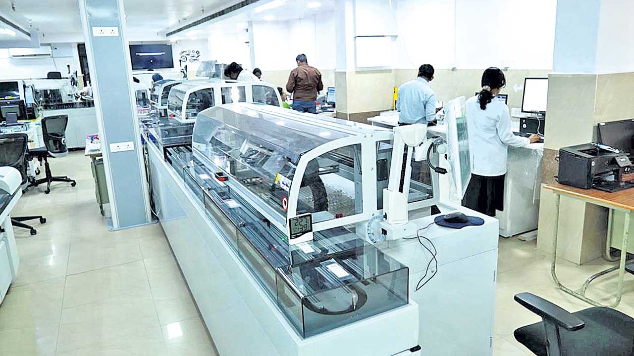 నిమ్స్‌లో ఆటోమేటిక్‌ ల్యాబ్స్‌