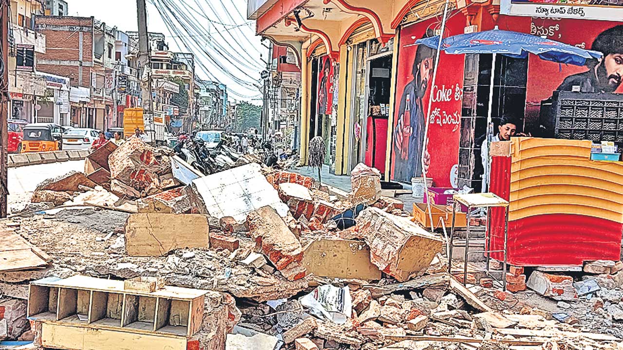 కాంగ్రెస్‌ సర్కార్‌.. మా కడుపు కొట్టింది