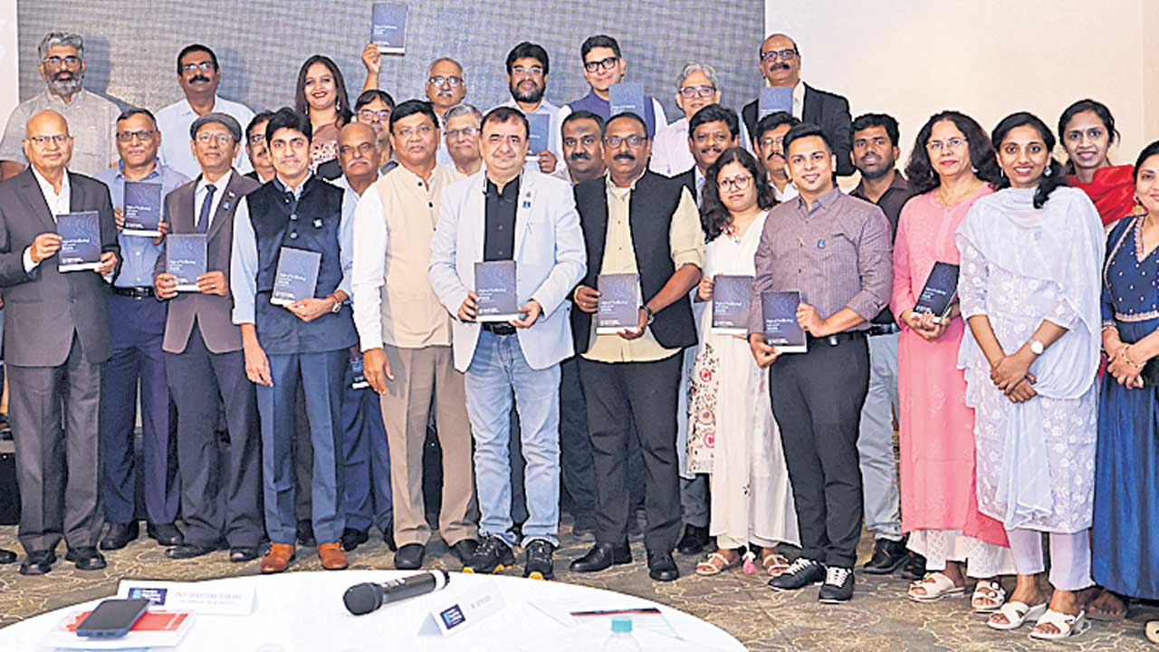 సైబర్‌ నేరాల నియంత్రణకు సీడీఎస్‌డబ్ల్యూ సేవలు