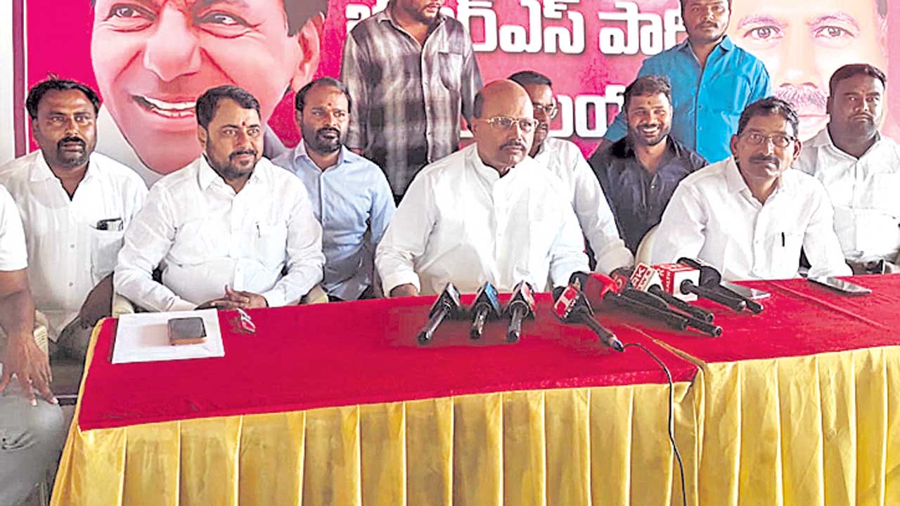 కాంగ్రెస్‌ నాయకుల ఆశలు గల్లంతు