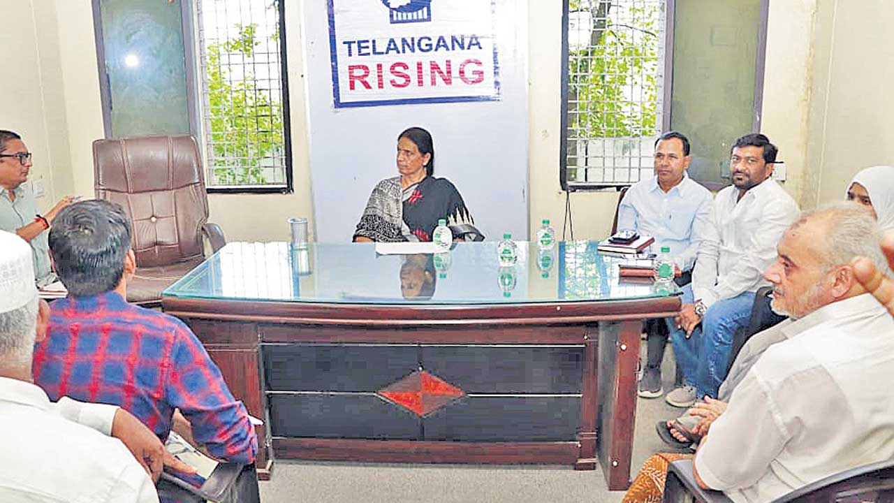 ప్రజా సమస్యలు పట్టని.. ప్రజాప్రభుత్వం