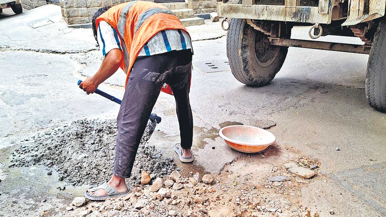 ఎమర్జెన్సీ దోపిడీ..