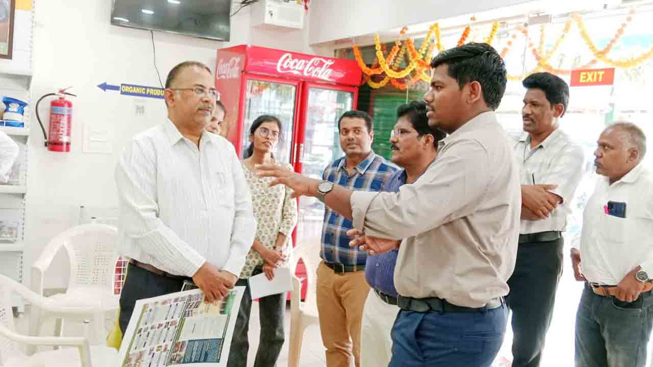 మహిళలు ఆర్థికంగా ఎదిగేందుకు ‘భద్రగిరి మార్ట్‌’