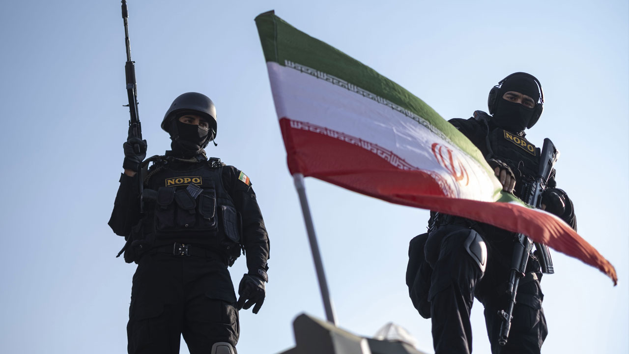 Iran | యుద్ధానికి తరలిరండి.. పౌరులకు ప్రభుత్వ టీవీలో ఇరాన్‌ ప్రకటన