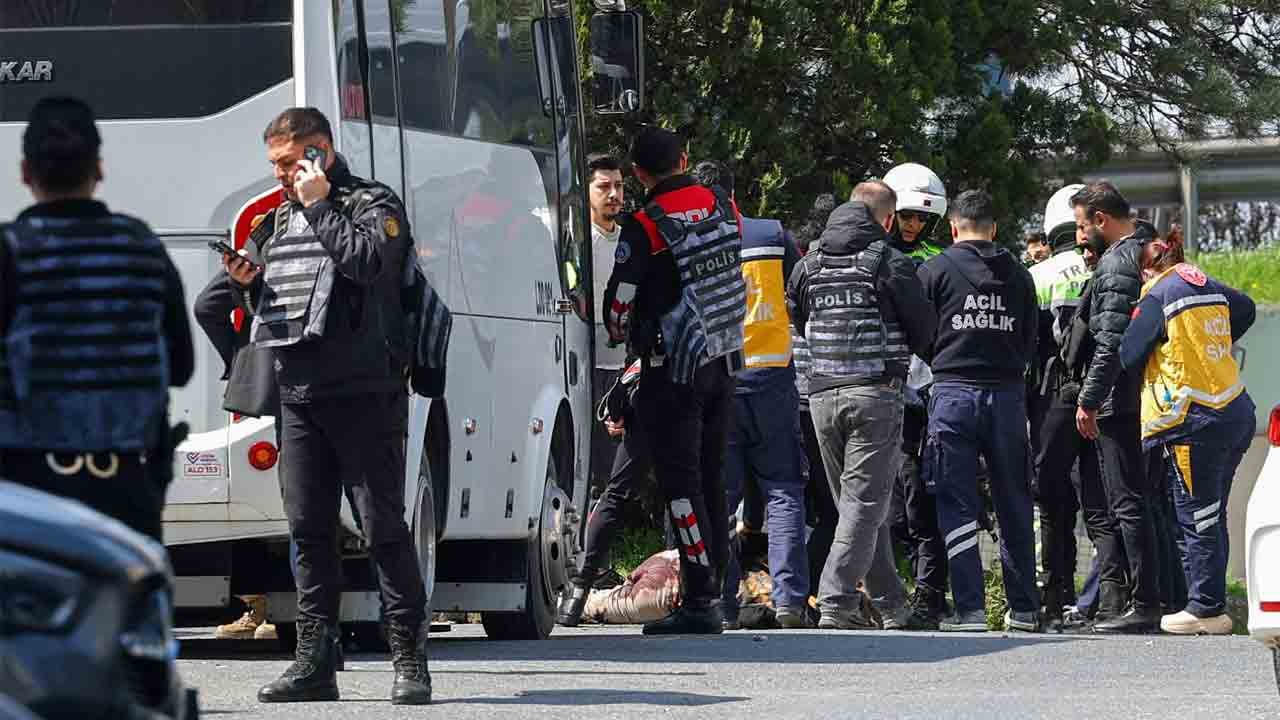 ఇజ్రాయెల్‌ కాన్సులేట్‌ వద్ద కాల్పులు.. ముగ్గురు దుండగులు హతం