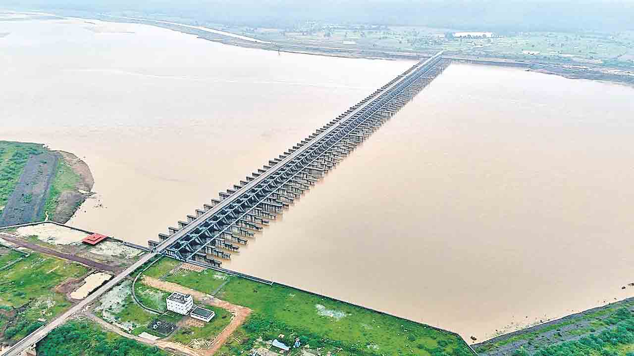 కాళేశ్వరం పునరుద్ధరణకు కమిటీ.. బరాజ్‌ పనుల సమన్వయానికి 9 మందితో ఏర్పాటు